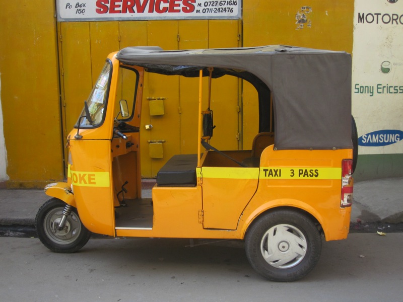 Riding A Tuktuk. For Dummies.