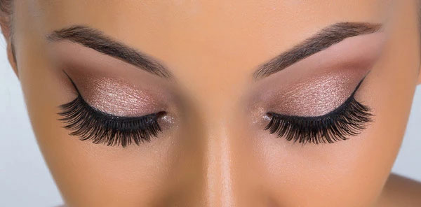 HELP! I’m Allergic To Lashes!